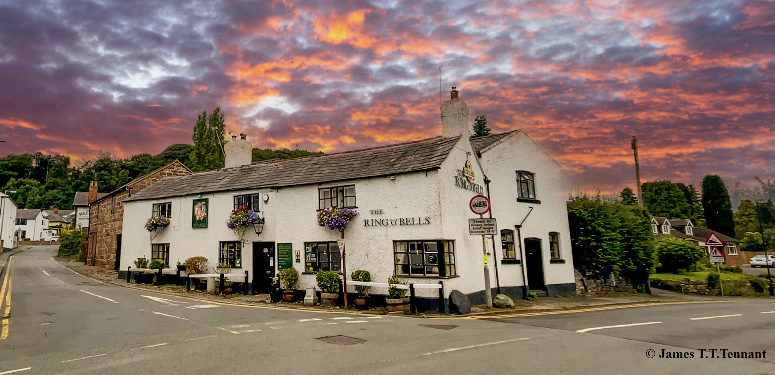Ring O'Bells pub
